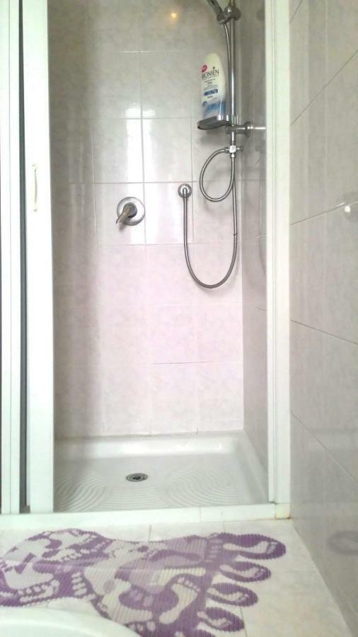 Affittacamera Pavia L&T Bagian luar foto