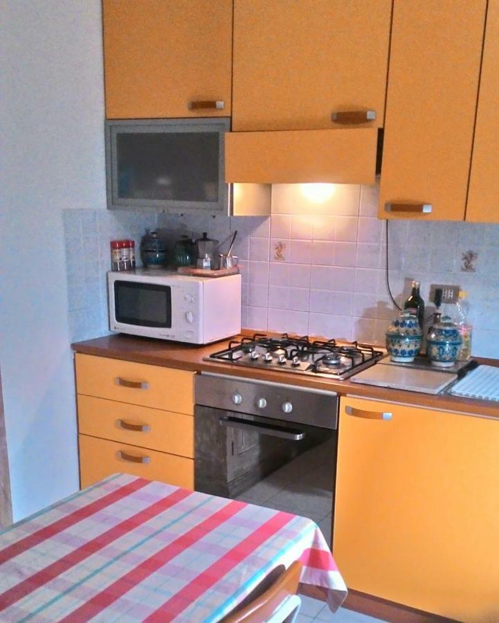 Affittacamera Pavia L&T Bagian luar foto
