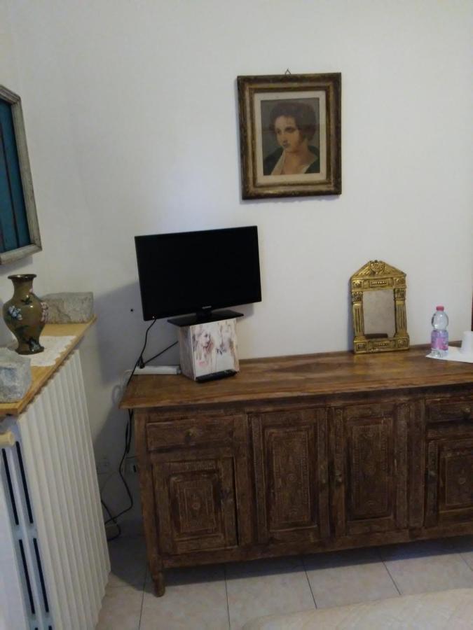 Affittacamera Pavia L&T Bagian luar foto